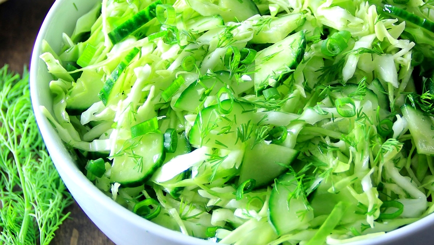 Как приготовить салат из капусты: 2 вкусных рецепта