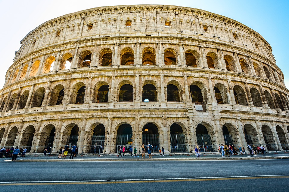 Колизей в Риме: описание, история, экскурсии, точный адрес