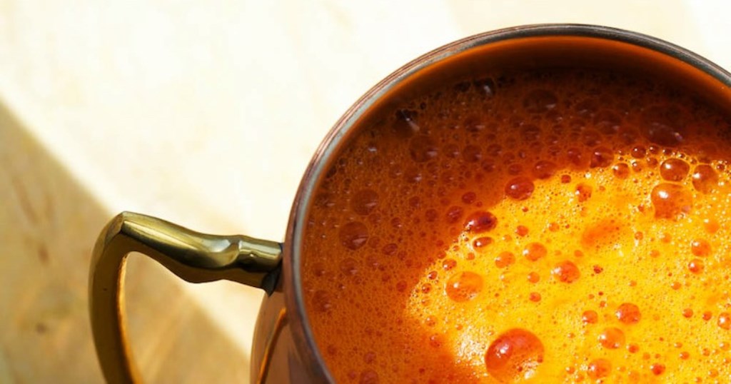 Рецепт «волшебного» чая с куркумой от гриппа и простуды