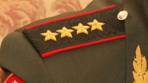 Вот так выглядит идеально пришитый погон