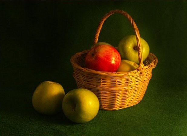 Образ яблока в искусстве