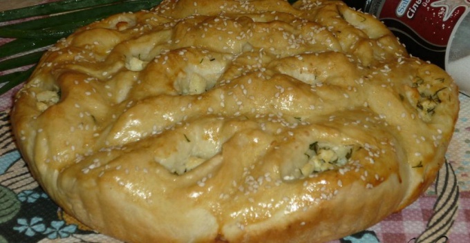 Пирог с брынзой и укропом