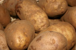 Как потушить курицу с картошкой