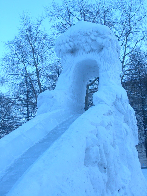 Как построить снежную горку своими руками и сколько это стоит - 18 января - ру