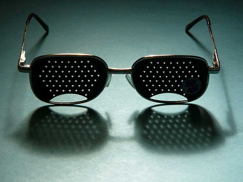 Очки доминирования. Алис-96 очки-тренажеры, перфорационные. Очки бейтса. Очки для компьютера. Специальные очки.