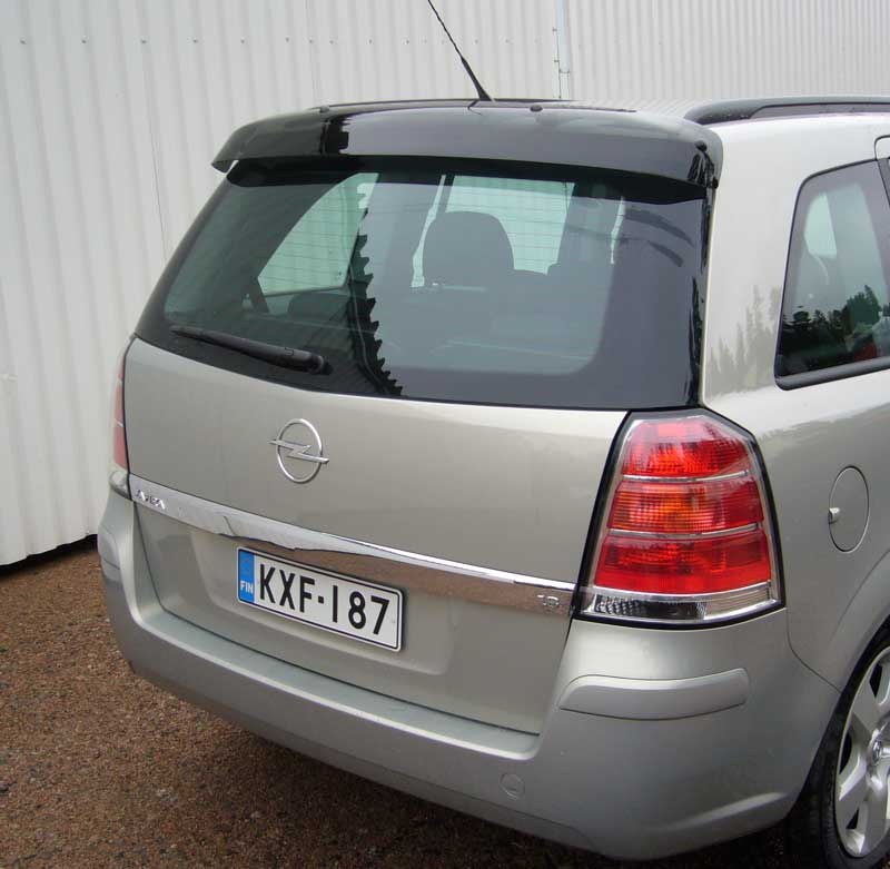 Купить двери зафира б. Opel Zafira b 2006 универсал. Opel Zafira b 2005. Спойлер (дефлектор) багажника Opel Zafira b 2006. Опель Зафира а задний спойлер.
