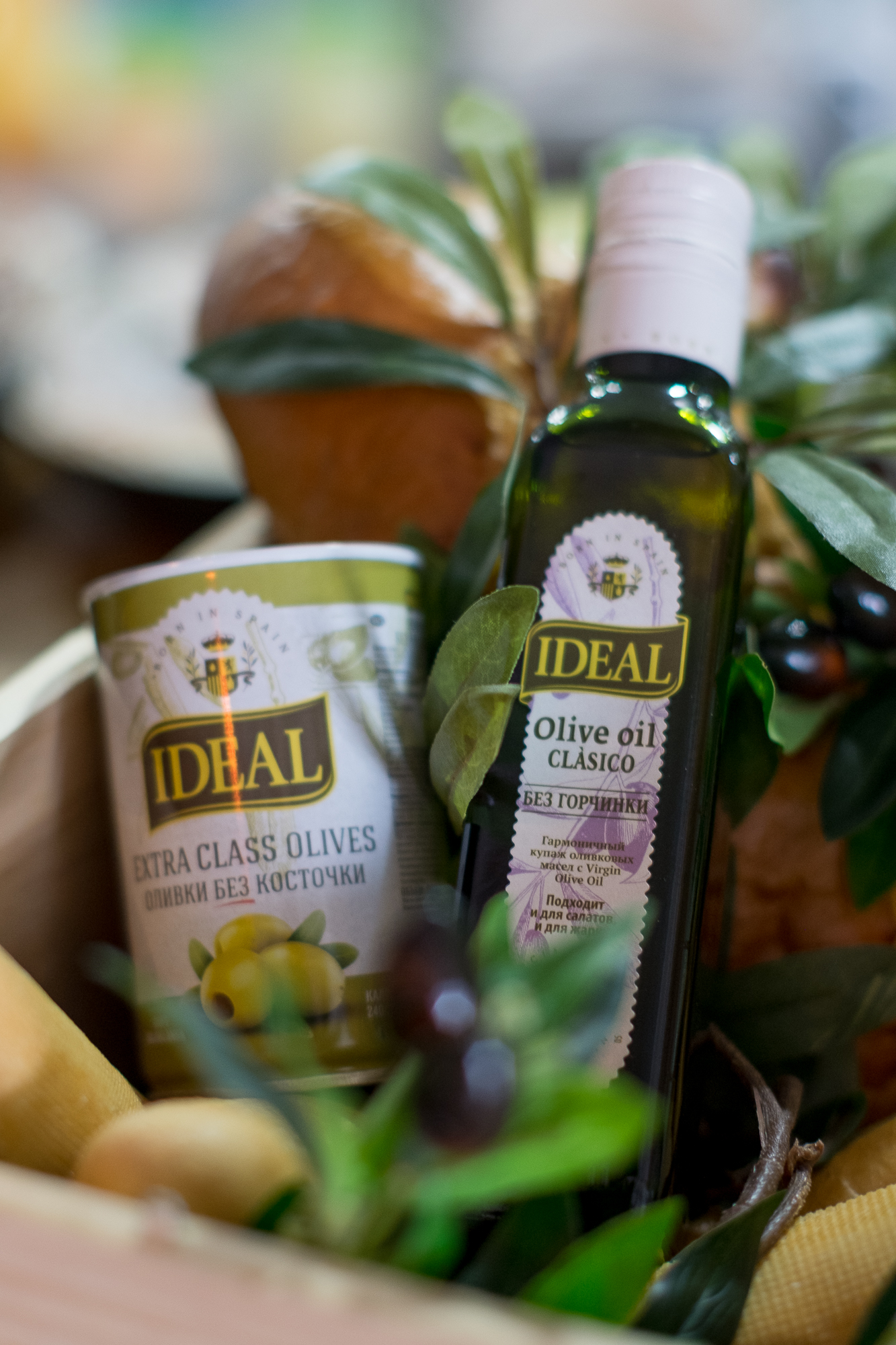 Рафинированное оливковое масло для салата. Масло оливковое ideal. Масло оливковое рафинированное. Салат с маслом. Салат с оливковым маслом.