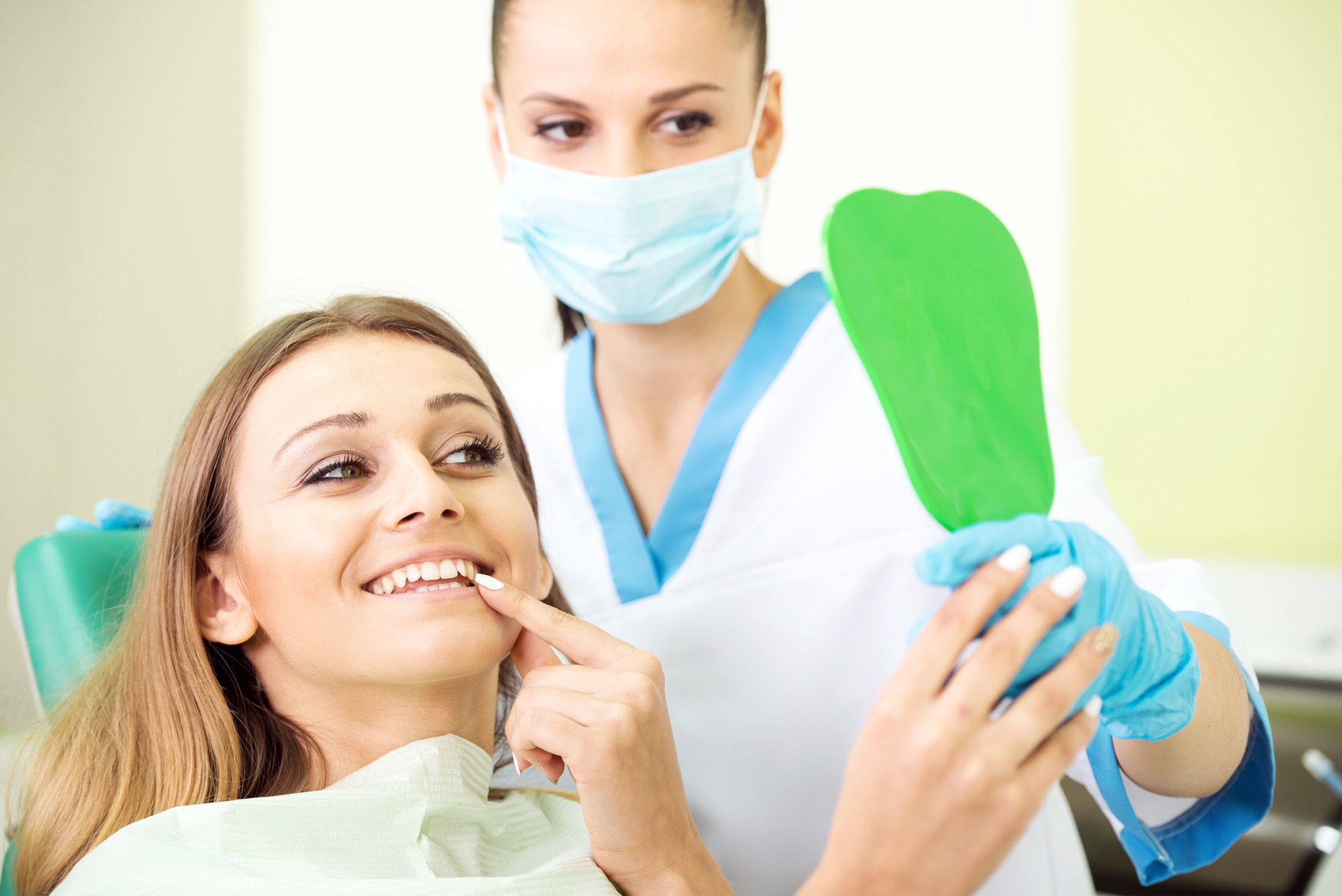 Преимущества и плюсы зубных имплантов