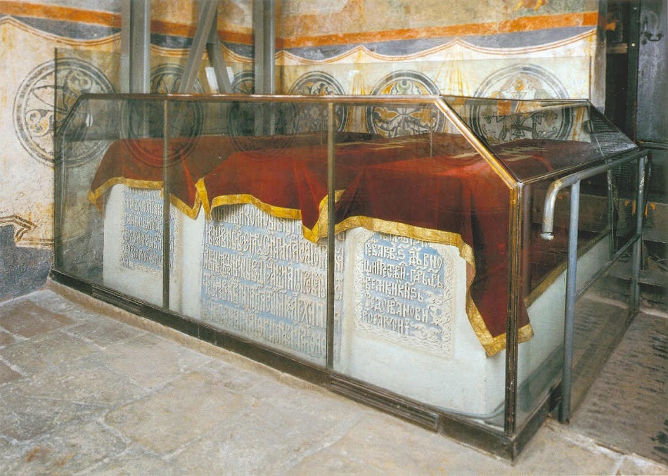 Саркофаги Ивана Грозного и его сыновей