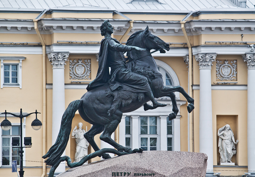 Памятник "Медный всадник" - великое историческое наследие России!