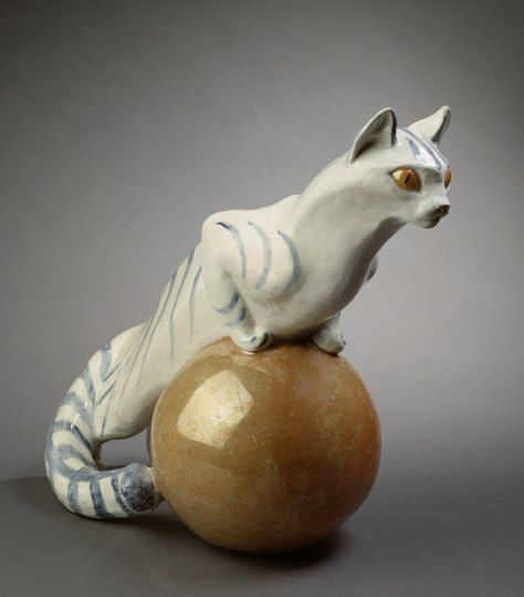 Фаянсовая кошка (1935). Скульптор Иван Ефимов