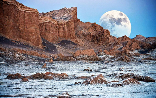 Неизведанная планета: Лунная долина