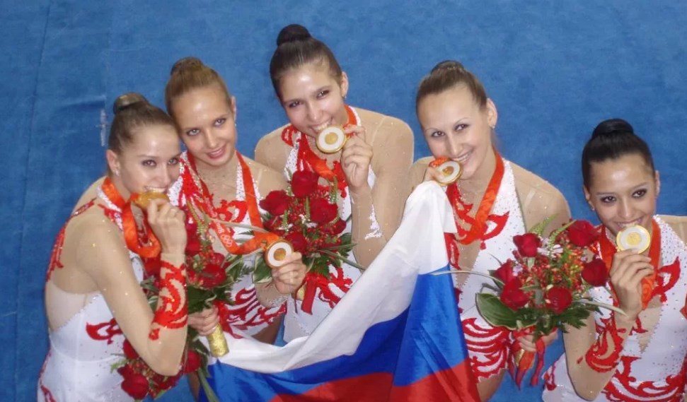 Российская сборная по художественной гимнастике на Олимпиаде 2008 в Пекине