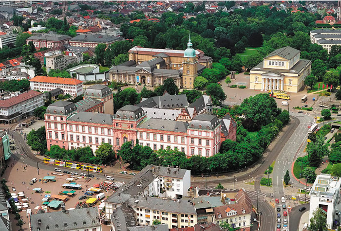 Город Дармштадт, где провел последние годы своей жизни принц Александр