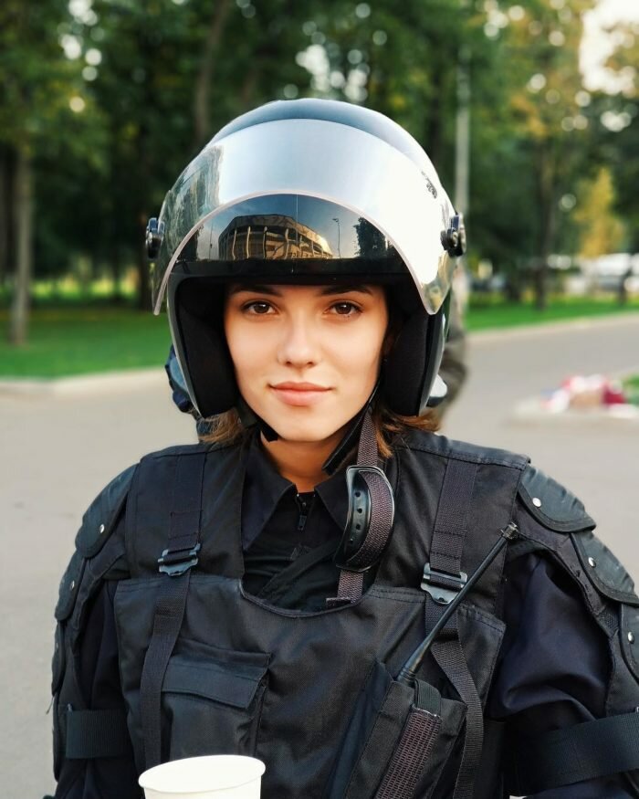 Милославская Анастасия Петровна в кинокартине «Конная полиция»