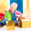Как выбрать подарок ребенку от 0 до 1 года