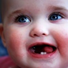 Когда прорезываются зубы у ребенка