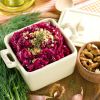 Свекольный салат с орехами