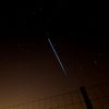 Международная космическая станция видна в ночном небе невооруженным глазом