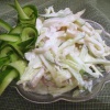 Готовим салат из кальмаров с плавленым сыром