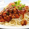 Спагетти с мясным соусом по-домашнему