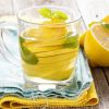 Почему полезна вода с лимоном натощак 