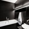 Черный цвет в ванной комнате: мрачно или элегантно?