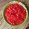 Как приготовить острую закуску из хрена с помидорами и чесноком