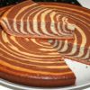 Как приготовить пирог "Зебра" в микроволновой печи за 8 минут