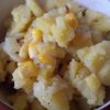 Жареная картошка с кукурузой - готовое блюдо