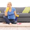 Как очистить диван от мочи