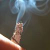 Почему курильщику трудно бросить курить