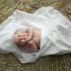 Как выбрать крестильное белье для младенца