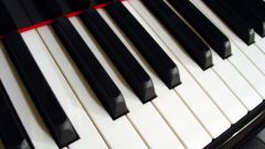 Как играть на пианино: учимся самостоятельно