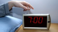How to Wake up to the alarm clock, if his hearing is not perceived
