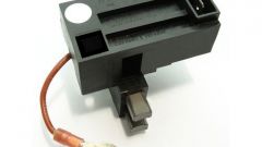How to check voltage regulator alternator