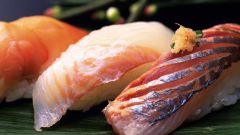 Как резать рыбу для суши