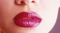 Как сделать губы более пухлыми
