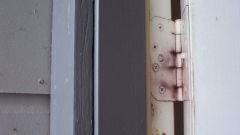 Как отделать дверные откосы