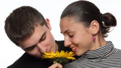 Как дарить женщине цветы