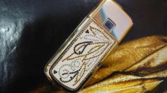 How to glue rhinestones on phone