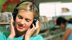 Why headphones quiet play
