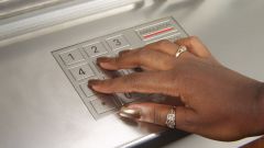 Как положить деньги на карточку через банкомат 
