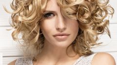 How to make curls in hair curlers