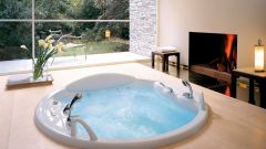 How to clean Jacuzzi