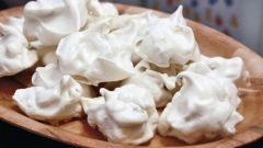 How to whip meringues
