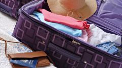 Как складывать вещи в чемодан