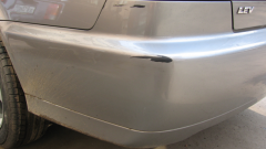 How to paint over a scratch on the bumper