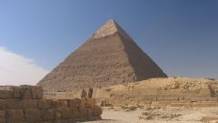 Как найти высоту пирамиды