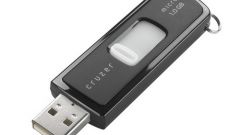 How to install the program on a flash drive